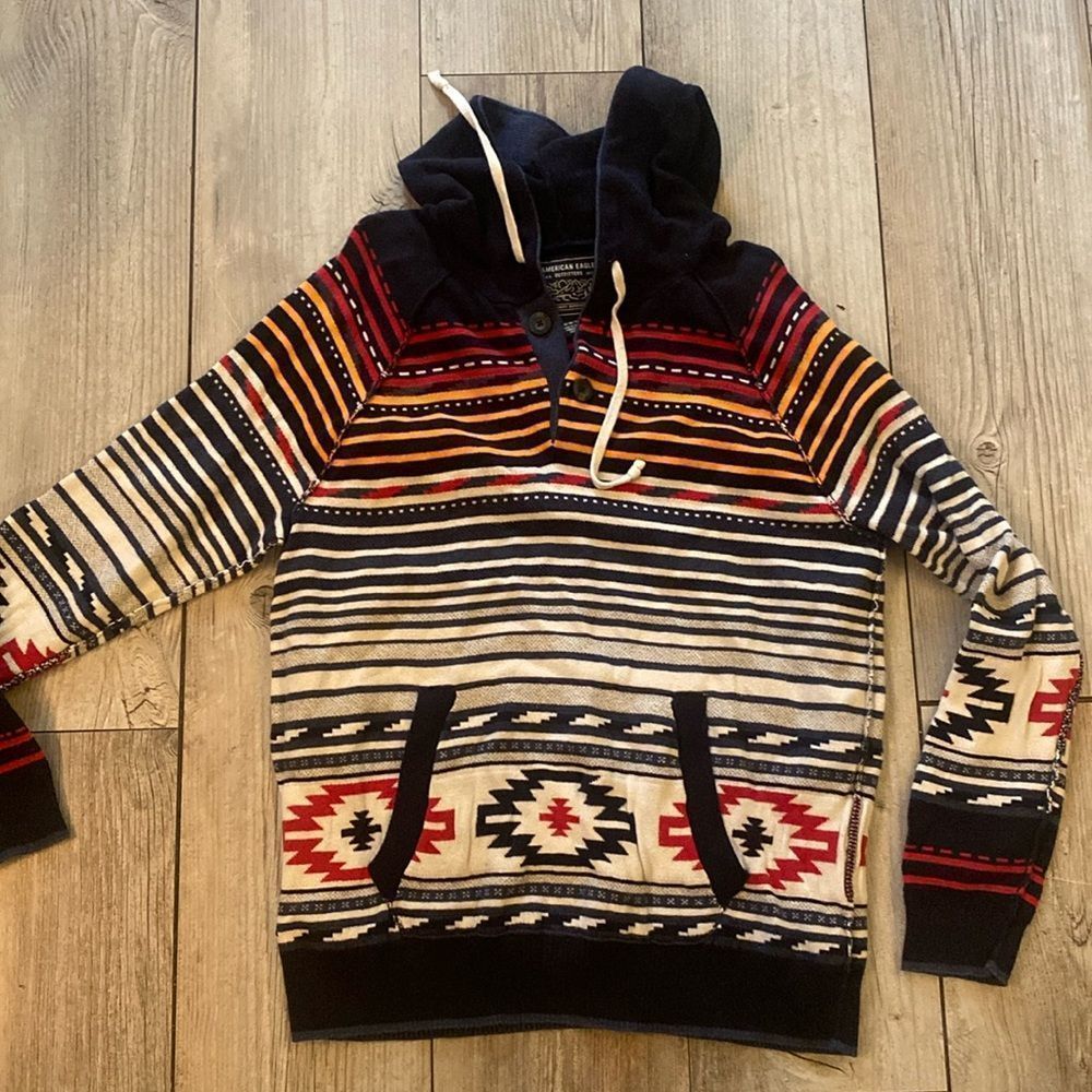 American Eagle Men’s Medium Aztec Sweater